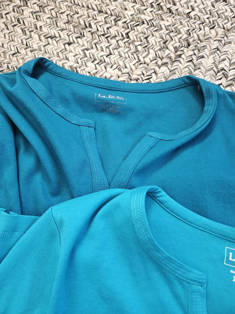 L.L. Bean Long Sleeve Tees in Teal, Aqua & Light Blue - Picture 4 of 5